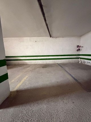 Garaje en venta en Zona Ayuntamiento en Alhendín