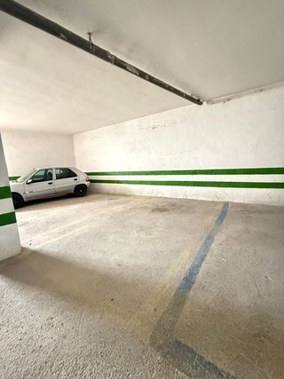 Garaje en venta en Zona Ayuntamiento en Alhendín