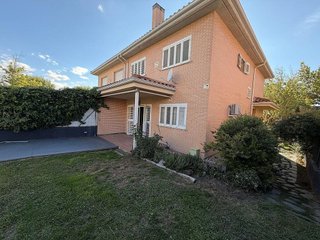 Casa pareada en alquiler en Casco Urbano en Villaviciosa de Odón