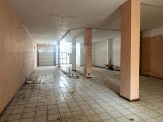 Local comercial en venta en Coria del Río