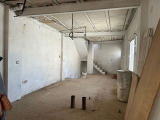 Local comercial en venta en Coria del Río