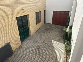Local comercial en venta en Coria del Río
