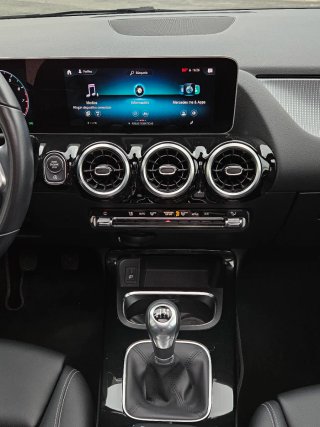 Mercedes-Benz Clase B 180 2019 TECHO PANORAMICO