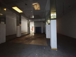 Local comercial en venta en Ensanche en Pamplona