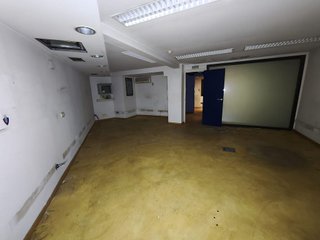 Local comercial en venta en Ensanche en Pamplona