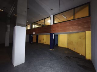 Local comercial en venta en Ensanche en Pamplona