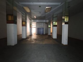 Local comercial en venta en Ensanche en Pamplona