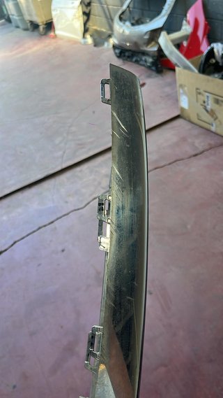 A213885020064 MOLDURA EMBELLECEDORA MERCEDES E