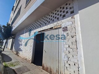 Local comercial en venta en Puente Genil