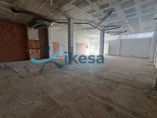 Local comercial en venta en Puente Genil