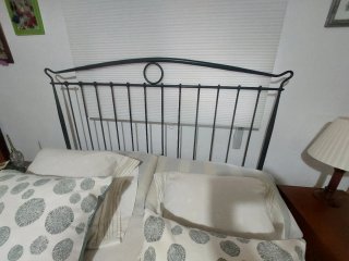 Cama Ikea Forja Negra con Somier
