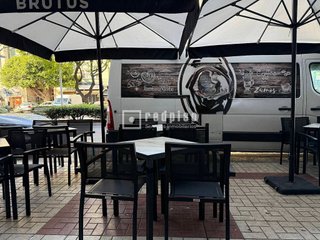 Local comercial en alquiler en Parque Ayala - Jardín de la Abadía - Huelín en Málaga