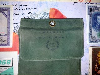 Lote antigüedades Billetes Tabaco Ejército Novela