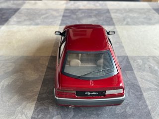 Citroën Xantia 1/18 + Regalo con la compra