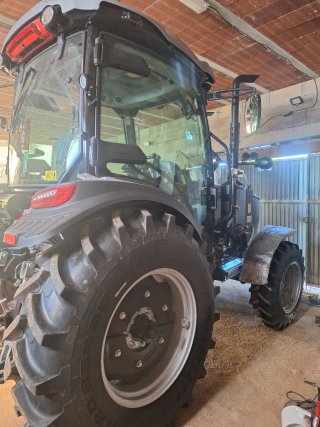 Tractor 75 CV Nuevo