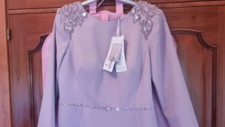 Vestido fiesta rosa claro con pedrería