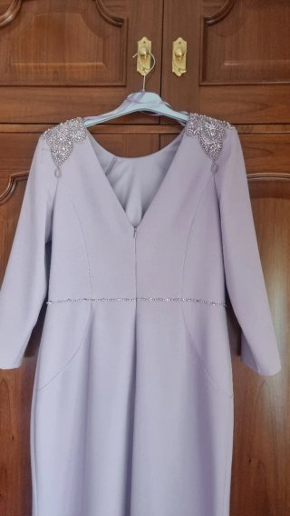 Vestido fiesta rosa claro con pedrería