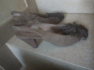 Zapatos de salón  marca Alma en Pena