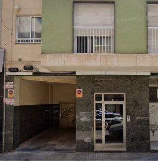 Plaza, garaje amplia