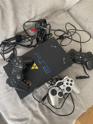 Consola Playstation 2 con 3 mandos