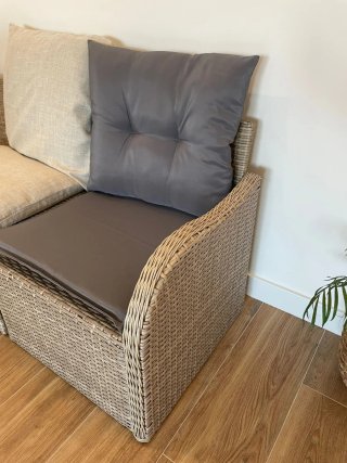 Conjunto terraza mesa elevable y sofá