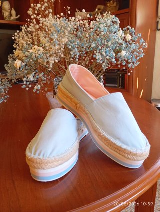 Zapatillas Zara Azul y Rosa