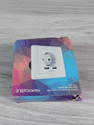 Enchufe con 2 Puertos USB NCA 2.4A