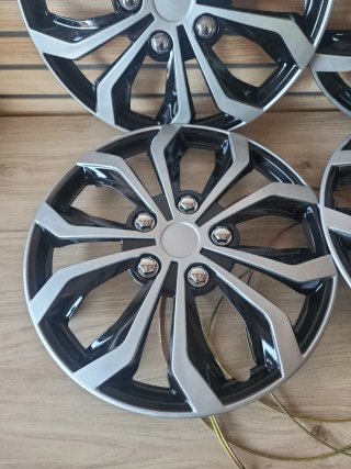 Juego 4 Tapacubos Daytona Cartrend 15 pulgadas