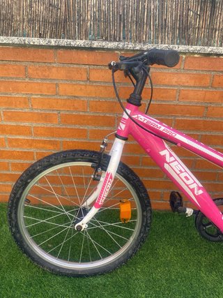 Bicicleta Infantil Rosa NEON