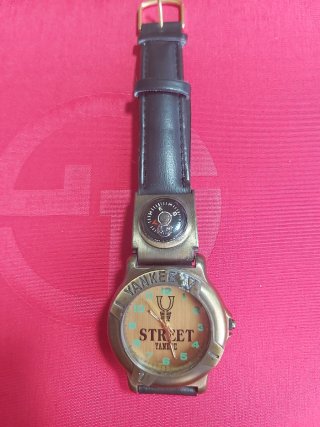 Reloj Yankee Cuarzo Marrón/Dorado
