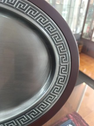 Bandeja decorativa madera y metal