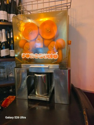 Exprimidor de Naranja Automático Profesional