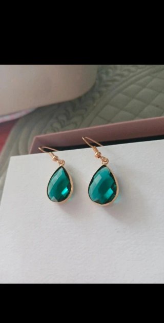 Pendientes lágrima verde y oro