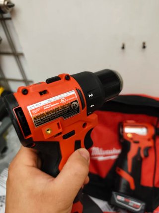 Milwaukee M12 Taladro Atornillador Brushless
