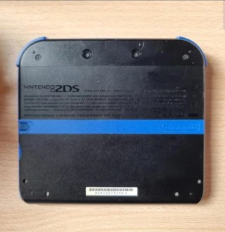 Nintendo 2DS Negra y Azul