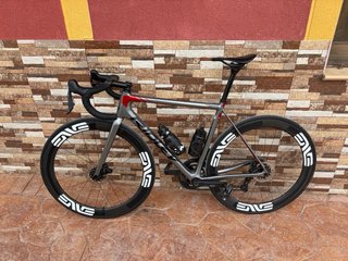 Bici da strada in carbonio a disco elettronico di fascia alta