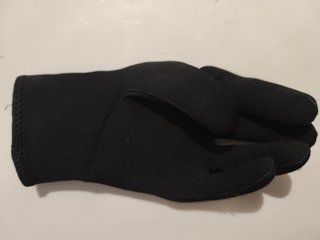 Guantes de submarinismo marca Subea