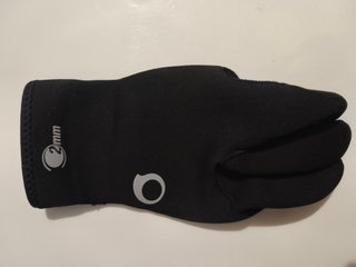 Guantes de submarinismo marca Subea