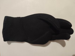 Guantes de submarinismo marca Subea