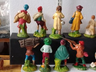 Pastori presepe vintage 10 euro al pezzo.