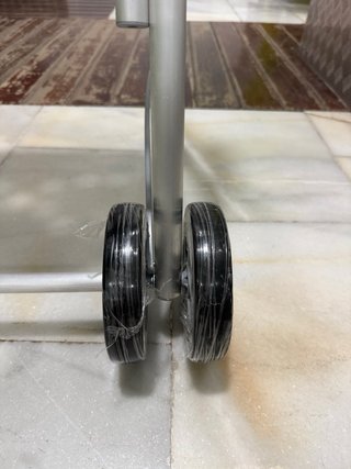 Andador para mayores con asiento
