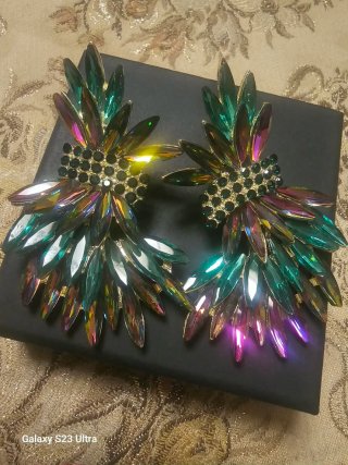 Orecchini pendenti con strass