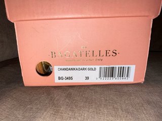 Sandalias doradas BAGATELLLES