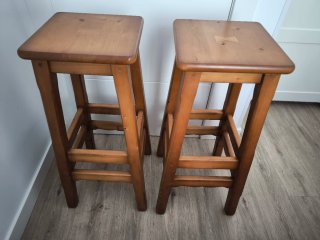 Taburetes madera maciza (2 unidades)