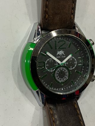 Reloj Jhon S Quarzo Marrón y Verde