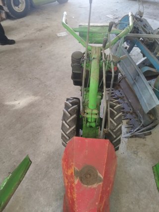 Segadora agria motor lombardini 520