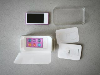 iPod Nano Morado y Blanco 16 gigas