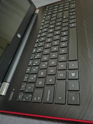 HP Portátil AMD A9 GPU Radeon 12GB RAM 256GB SSD