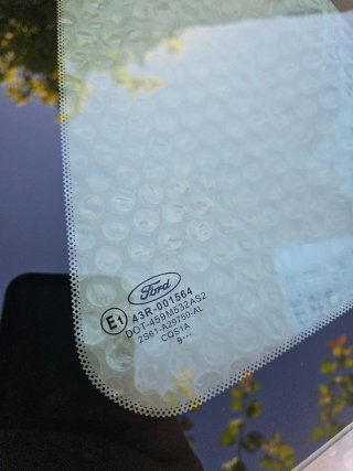 Cristal Ford Fiesta 1522485