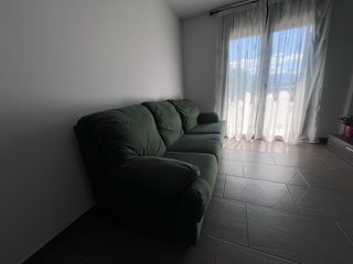 Sofá grande (240cm) 3plazas + puff regalo